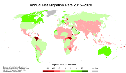 A diagram of the world map showing annual net migration rate 2015-2020.
